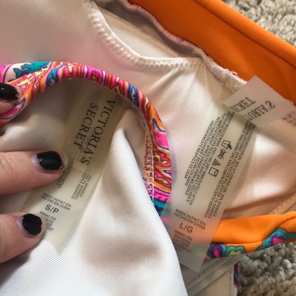 Victoria Secret Bikini - Picture 7 of 7